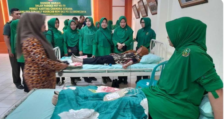 HUT Ke- 79, Persit Kartika Chandra Kirana Kodim 0417/Kerinci Gelar Aksi Donor Darah